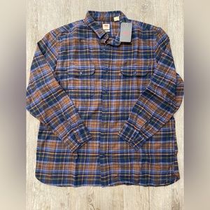 Levi’s XL plaid button down shirt NWT